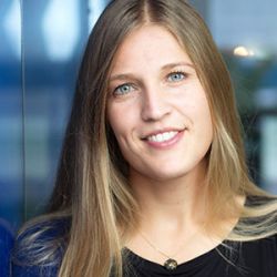 Anna-Maria Schmidt, Marketing & Communications cellent AG