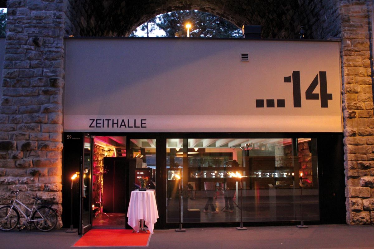 A product roadshow in the Zeithalle Zurich for IMAGE Systems AG as an event reference for WOA Event Agency.